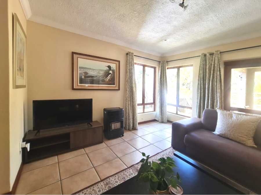 To Let 4 Bedroom Property for Rent in Eagles Landing North West